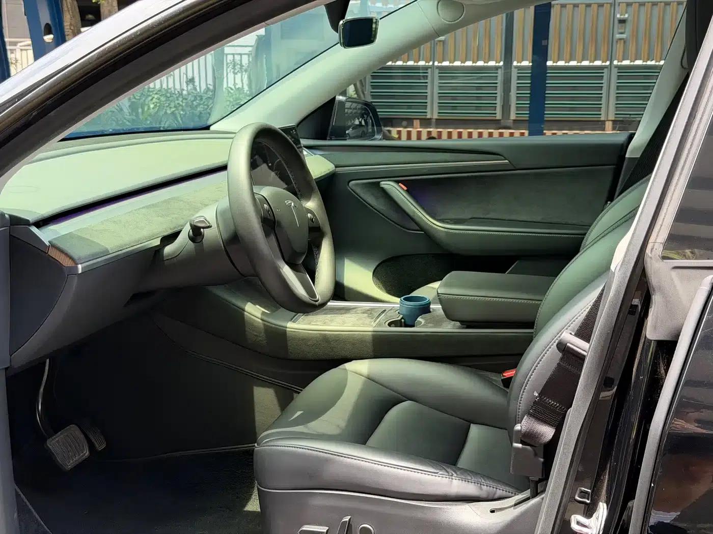 Model Y 2022 Rear-Wheel Drive — миниатюра 4