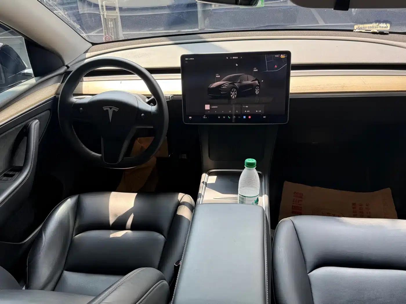 Model Y 2022 Facelift Rear-Wheel Drive Version — миниатюра 7