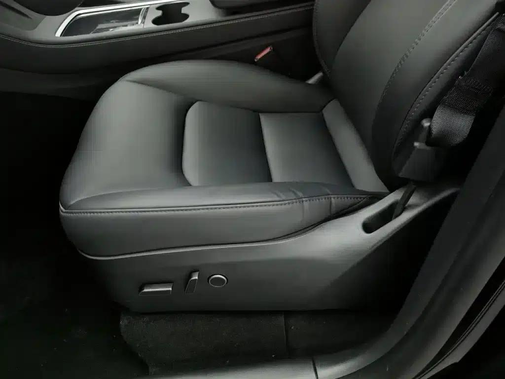 Model Y 2023 Long Range All-Wheel Drive — миниатюра 20