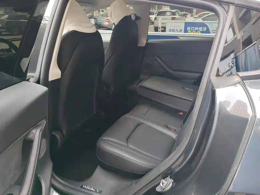 Model Y 2024 Rear-Wheel Drive — миниатюра 11