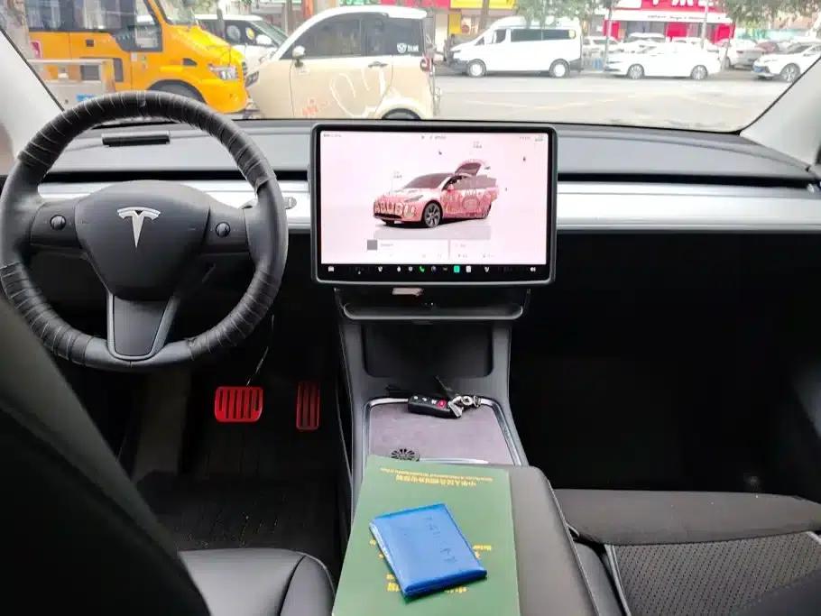 Model Y 2024 Rear-Wheel Drive — миниатюра 12