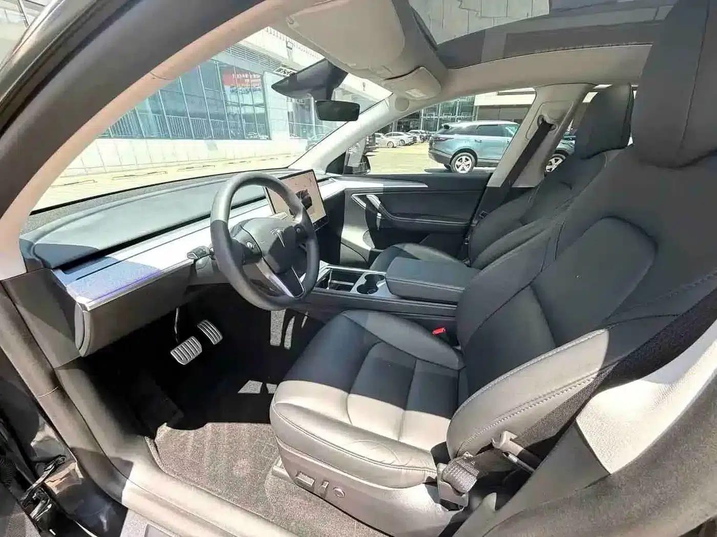Model Y 2024 Long Range All-Wheel Drive — миниатюра 4