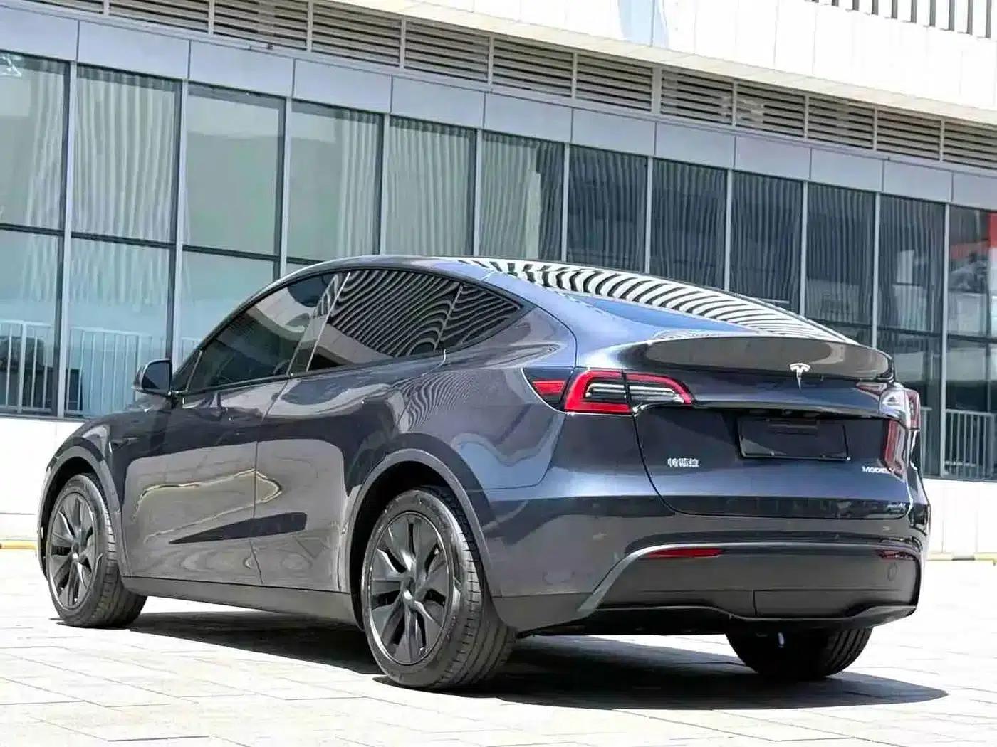 Model Y 2024 Long Range All-Wheel Drive — миниатюра 9