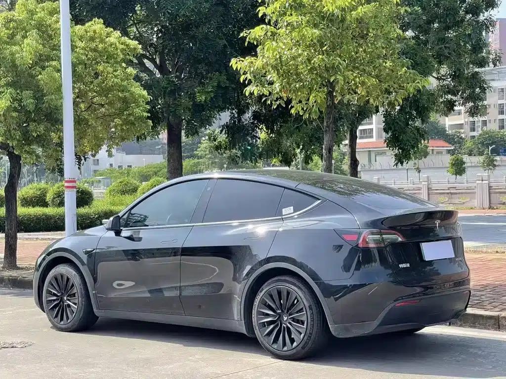 Model Y 2022 Facelift Rear-Wheel Drive Version — миниатюра 3