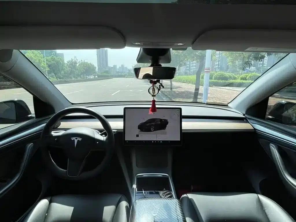 Model Y 2022 Facelift Rear-Wheel Drive Version — миниатюра 5