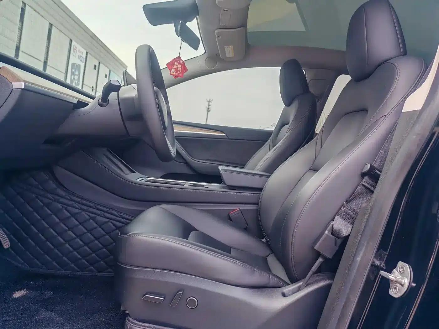 Model Y 2022 Rear-Wheel Drive — миниатюра 11