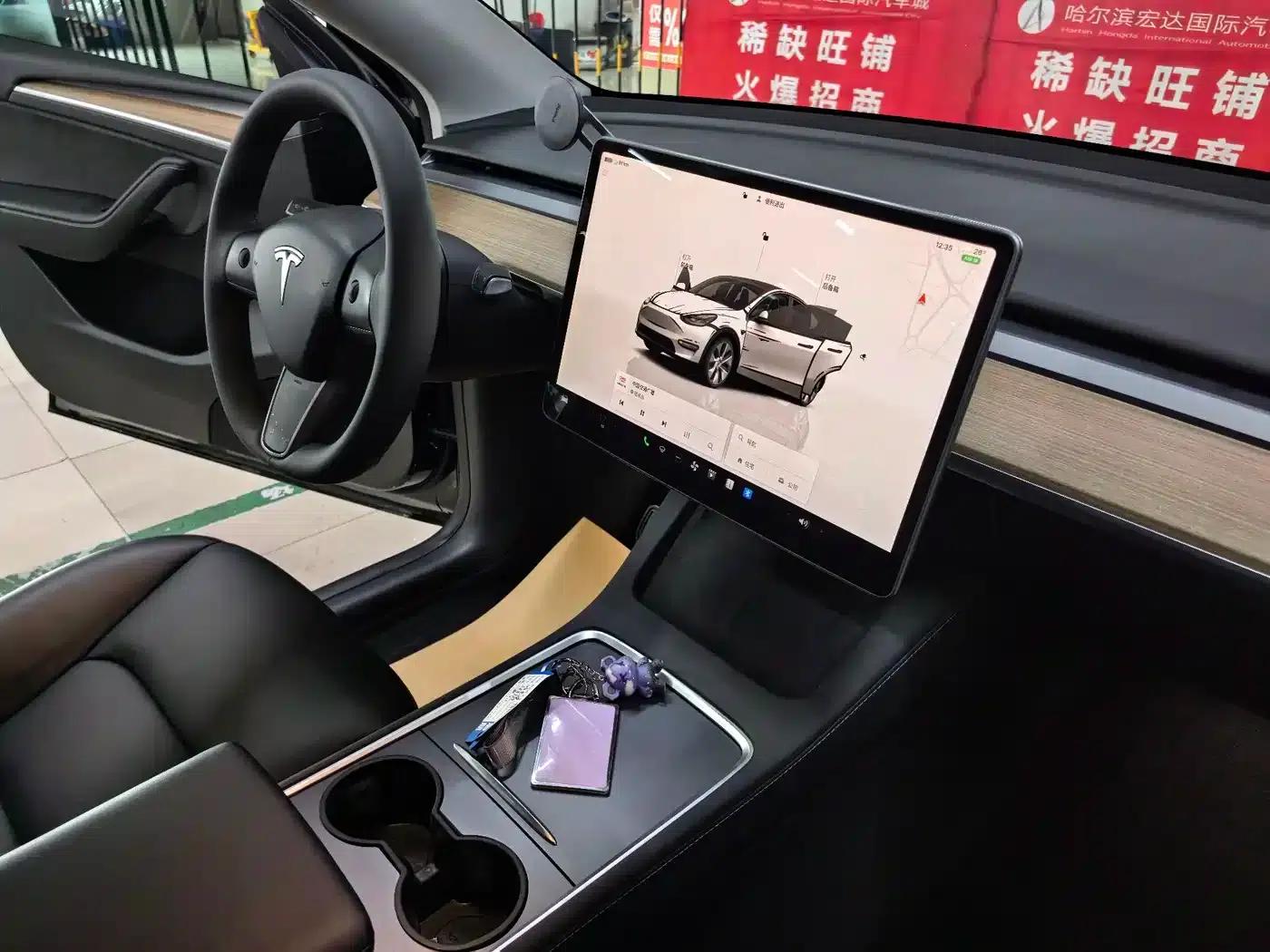 Model Y 2022 Facelift Rear-Wheel Drive Version — миниатюра 13