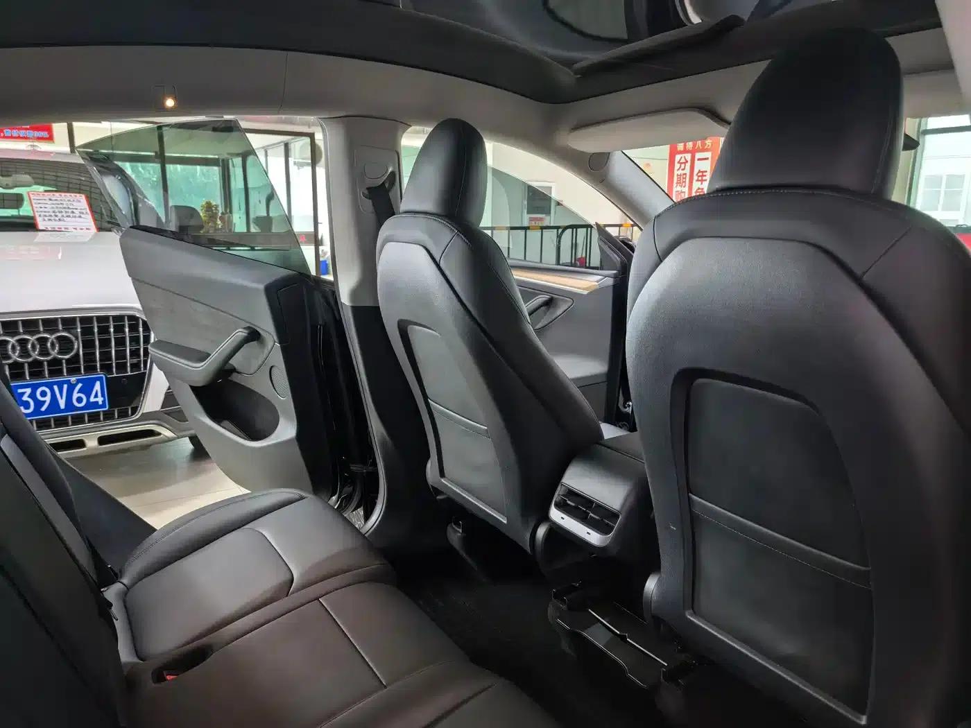 Model Y 2022 Facelift Rear-Wheel Drive Version — миниатюра 15