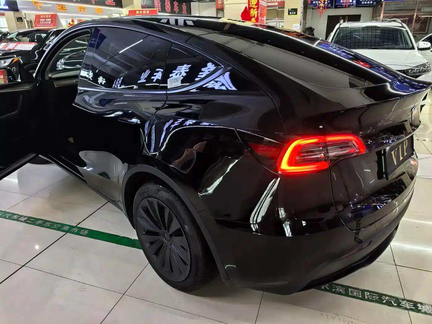 Model Y 2022 Facelift Rear-Wheel Drive Version — миниатюра 6