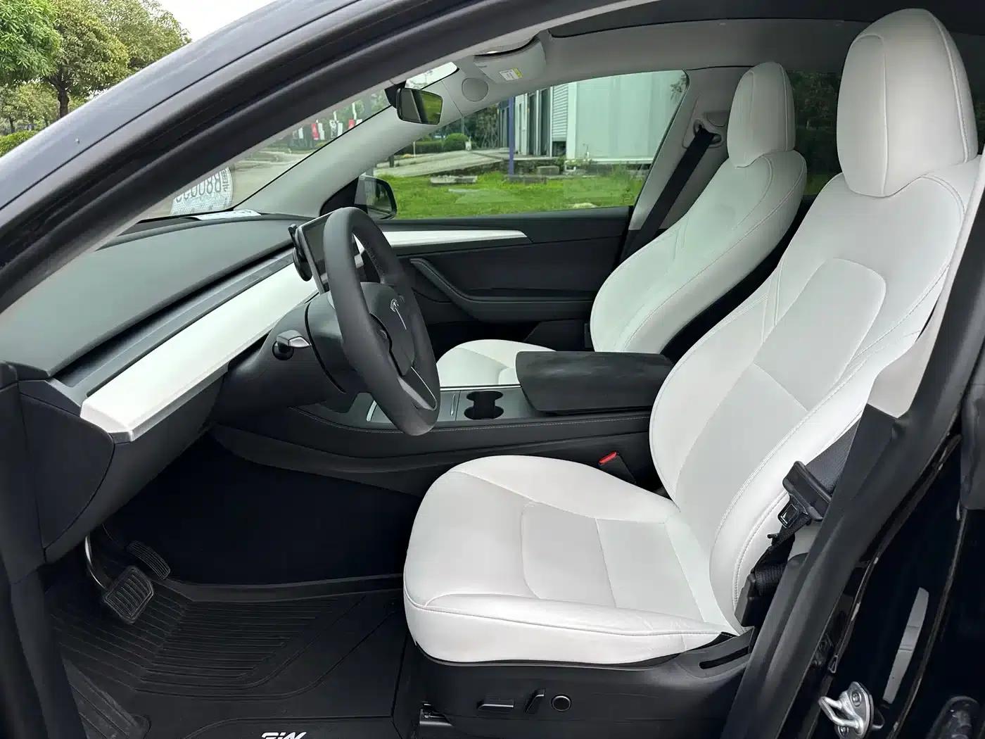 Model Y 2022 Rear-Wheel Drive — миниатюра 11