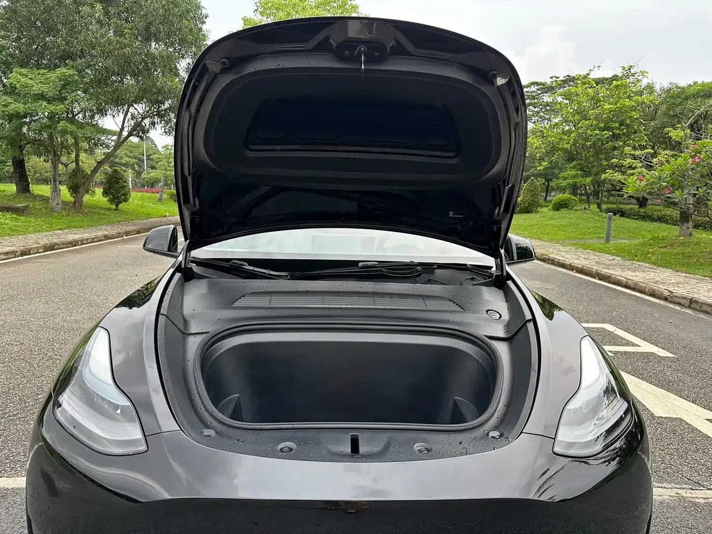 Model Y 2022 Rear-Wheel Drive — миниатюра 18