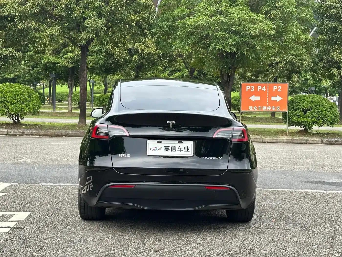 Model Y 2022 Rear-Wheel Drive — миниатюра 6