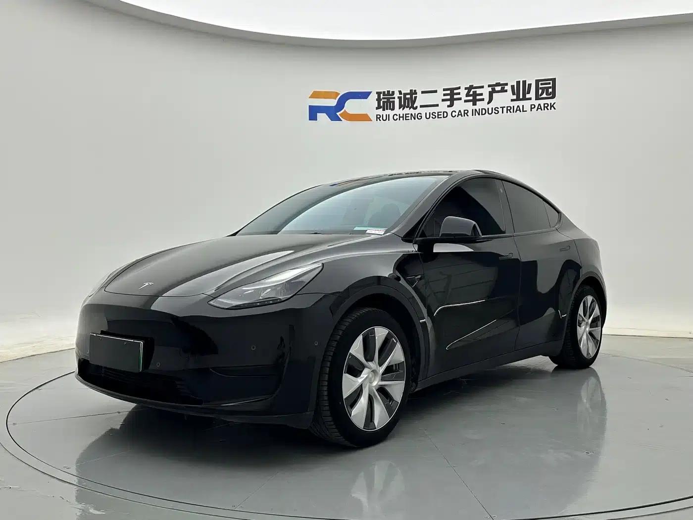 Model Y 2022 Facelift Rear-Wheel Drive Version — миниатюра 1
