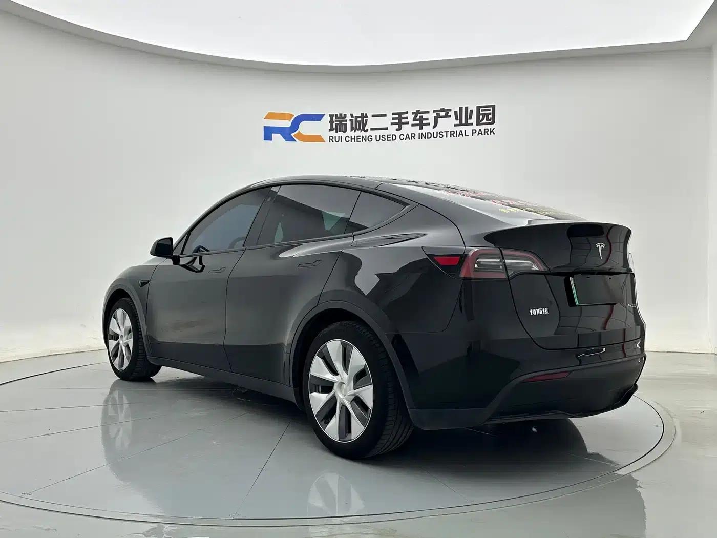 Model Y 2022 Facelift Rear-Wheel Drive Version — миниатюра 7