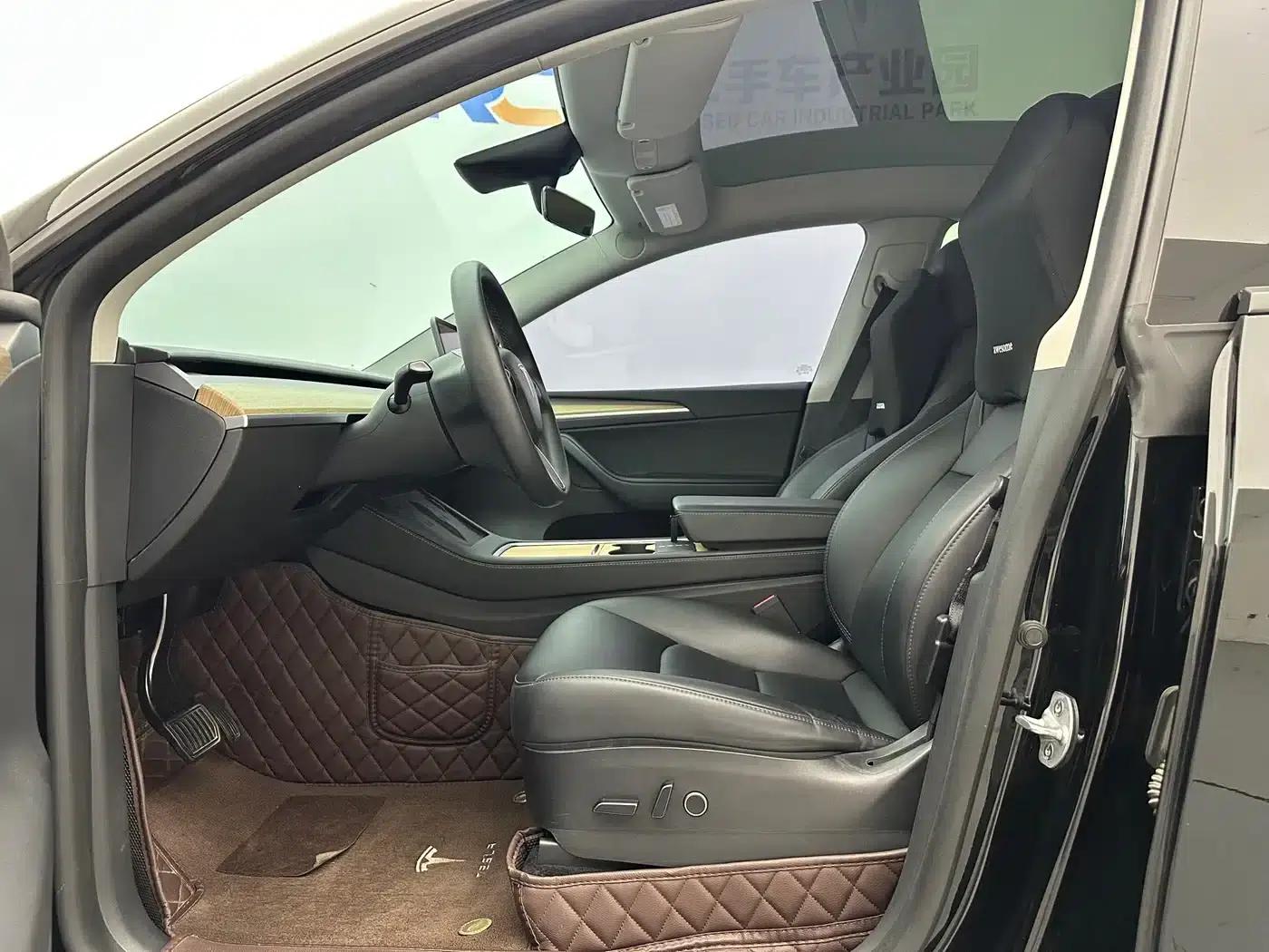 Model Y 2022 Facelift Rear-Wheel Drive Version — миниатюра 9