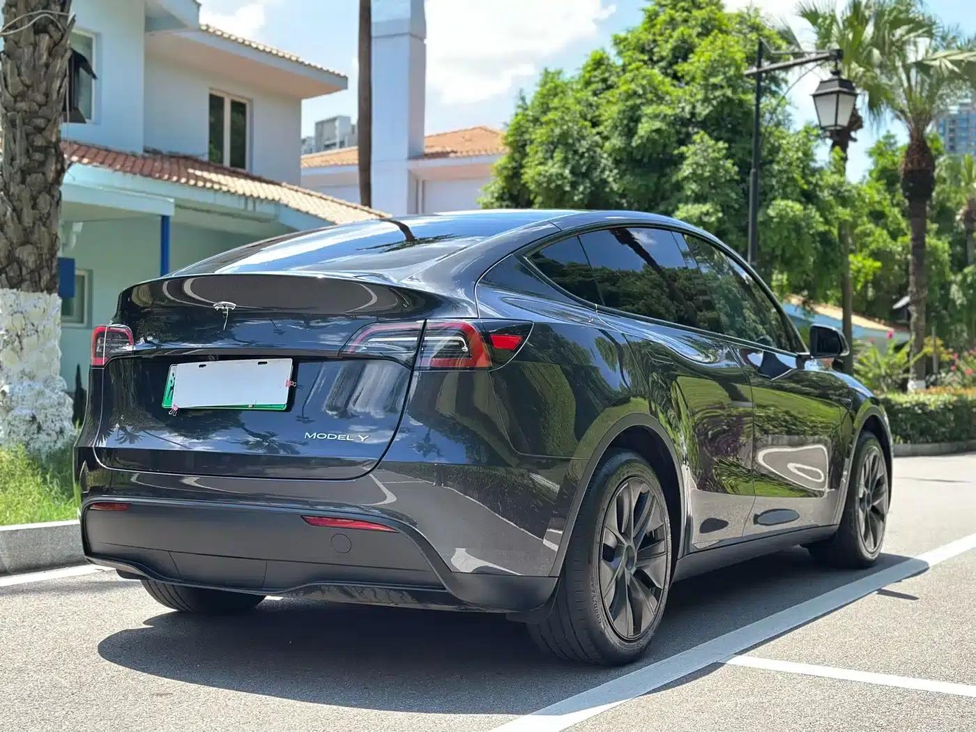 Model Y 2024 Rear-Wheel Drive — миниатюра 13