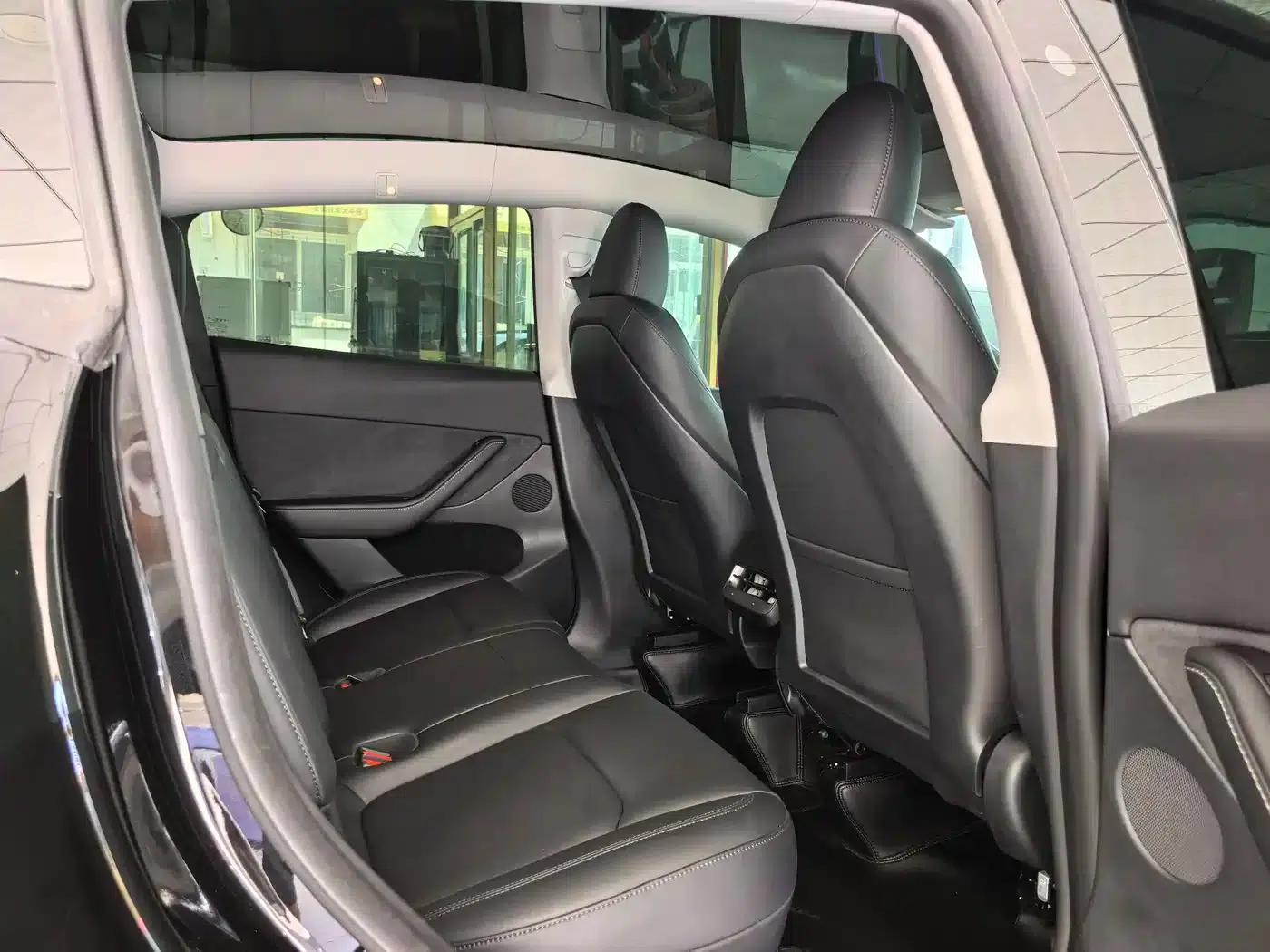 Model Y 2023 Rear-Wheel Drive — миниатюра 11