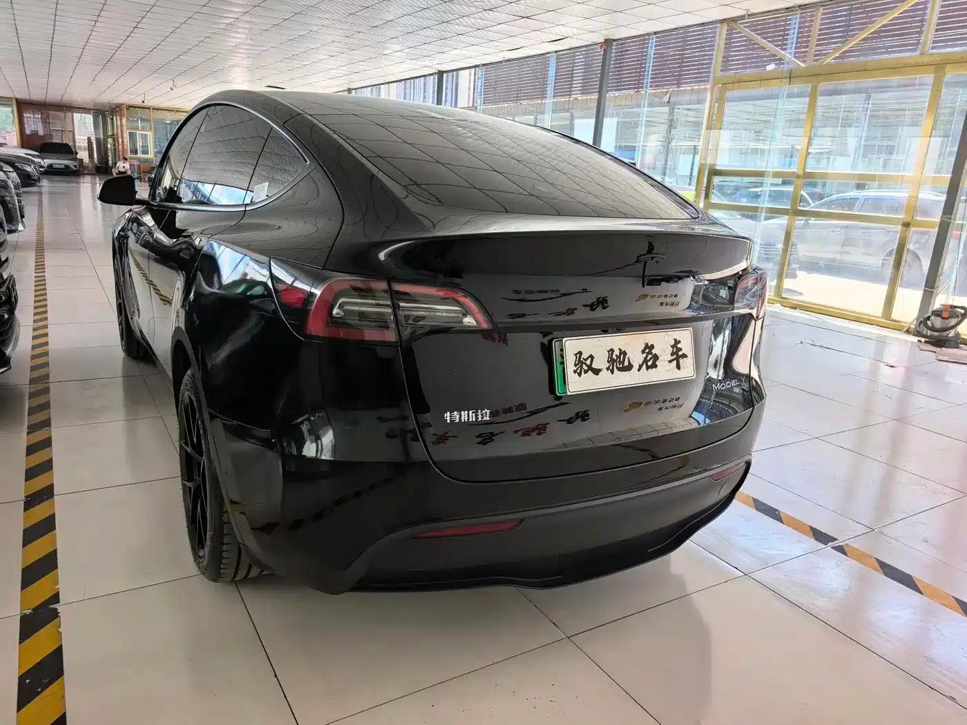 Model Y 2023 Rear-Wheel Drive — миниатюра 14