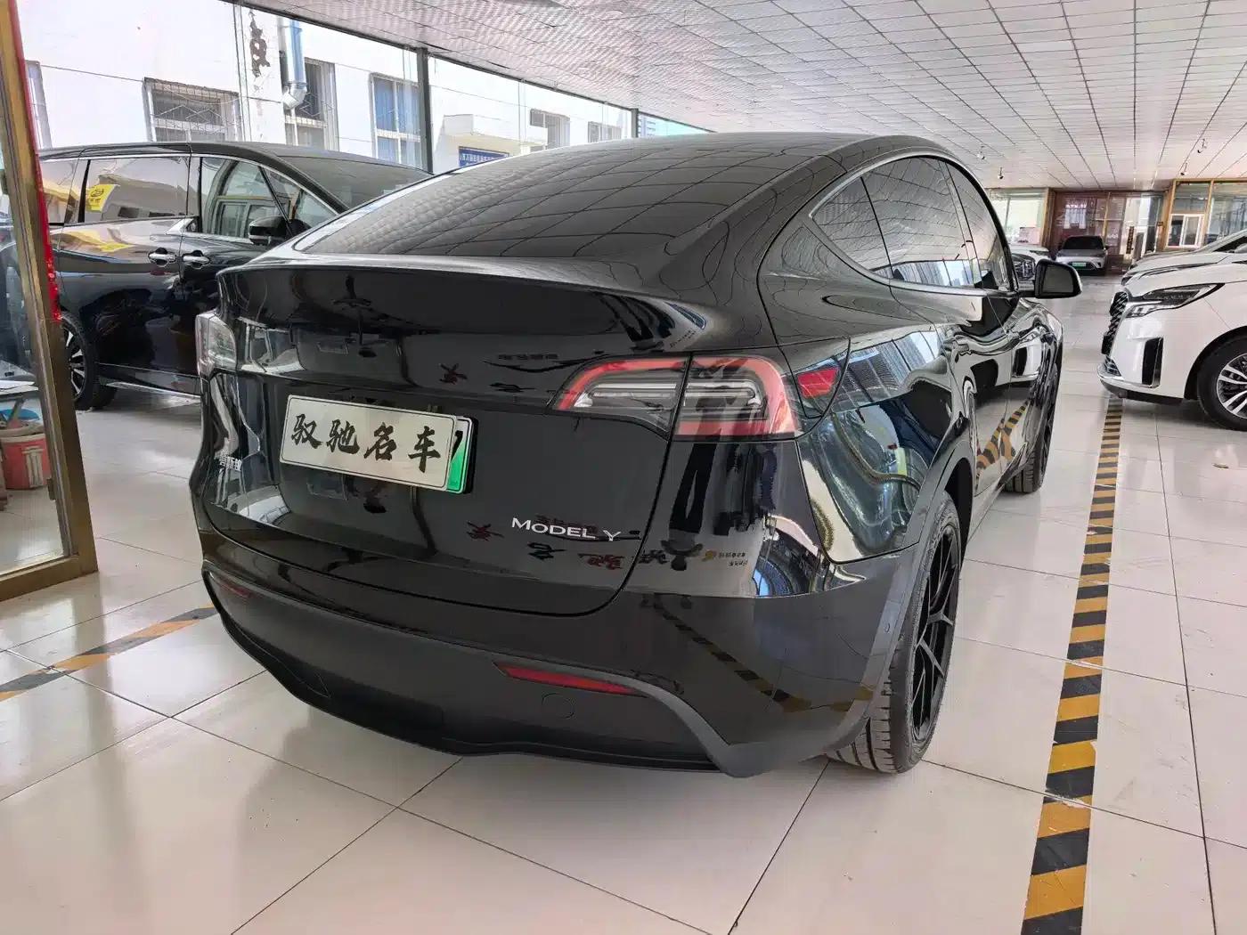 Model Y 2023 Rear-Wheel Drive — миниатюра 15