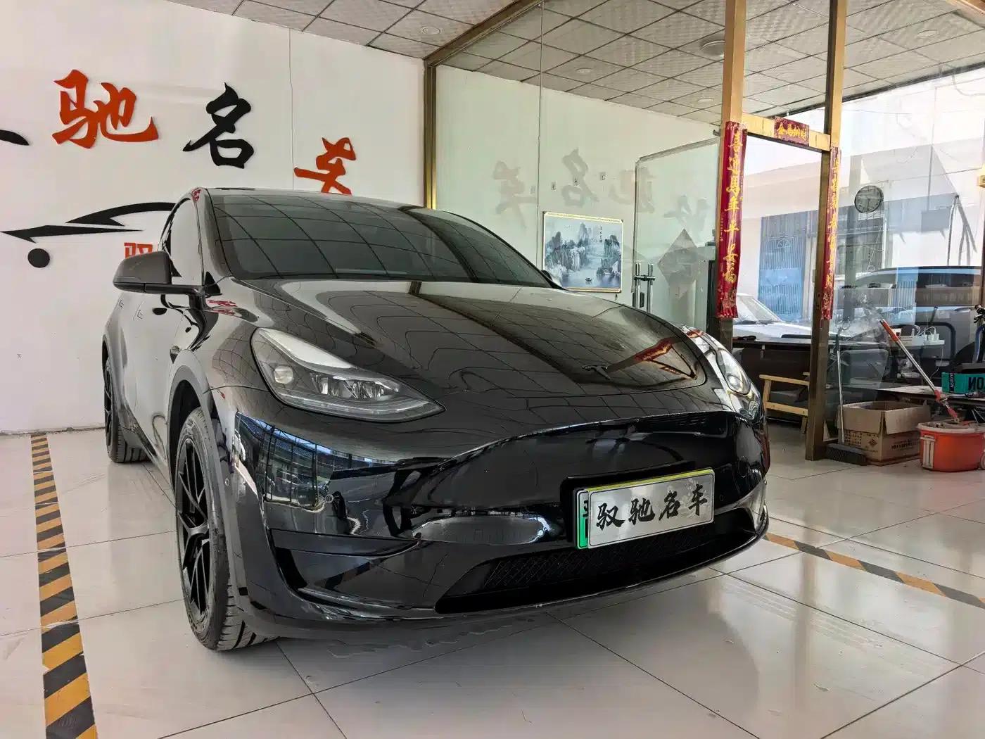 Model Y 2023 Rear-Wheel Drive — миниатюра 3