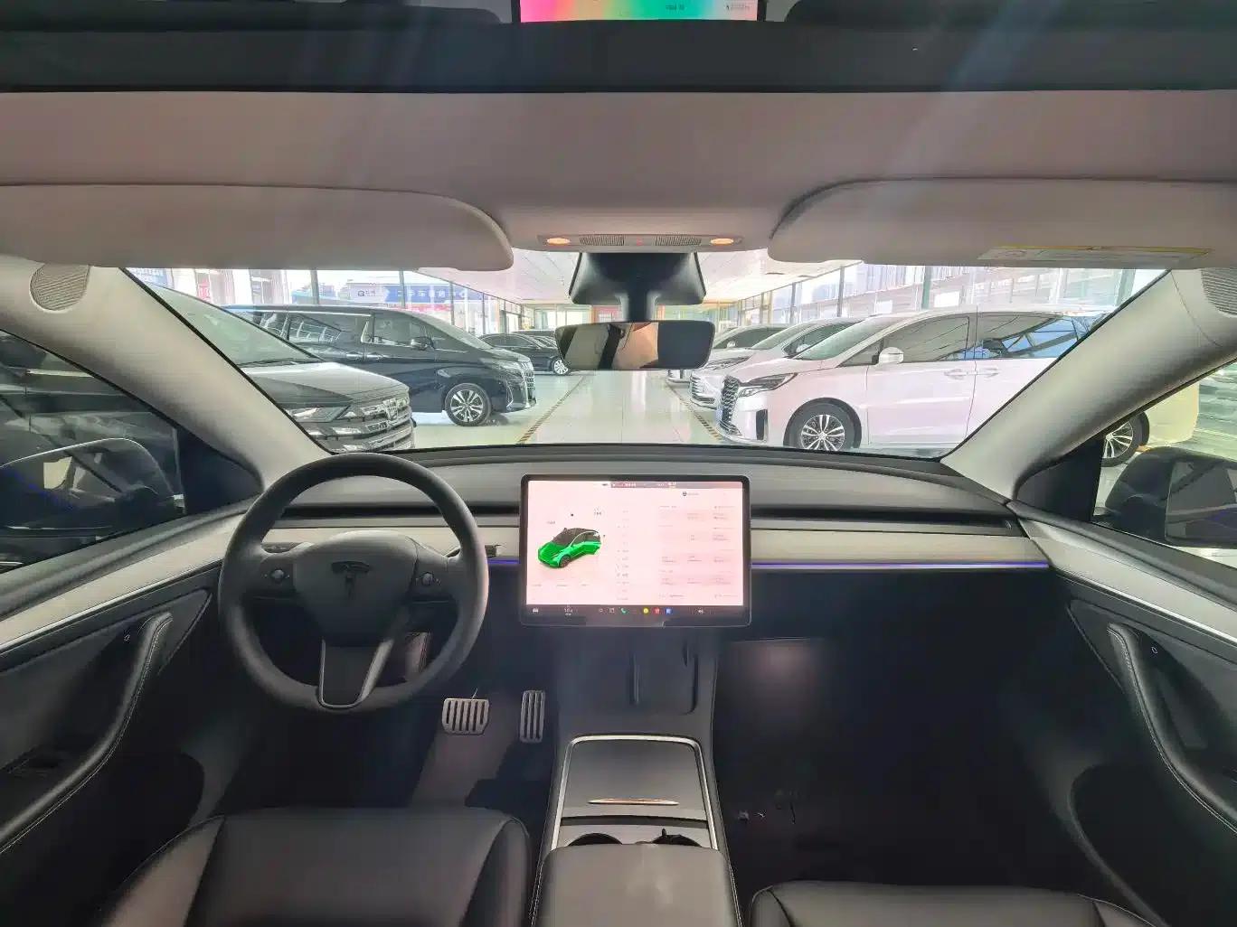 Model Y 2023 Rear-Wheel Drive — миниатюра 9
