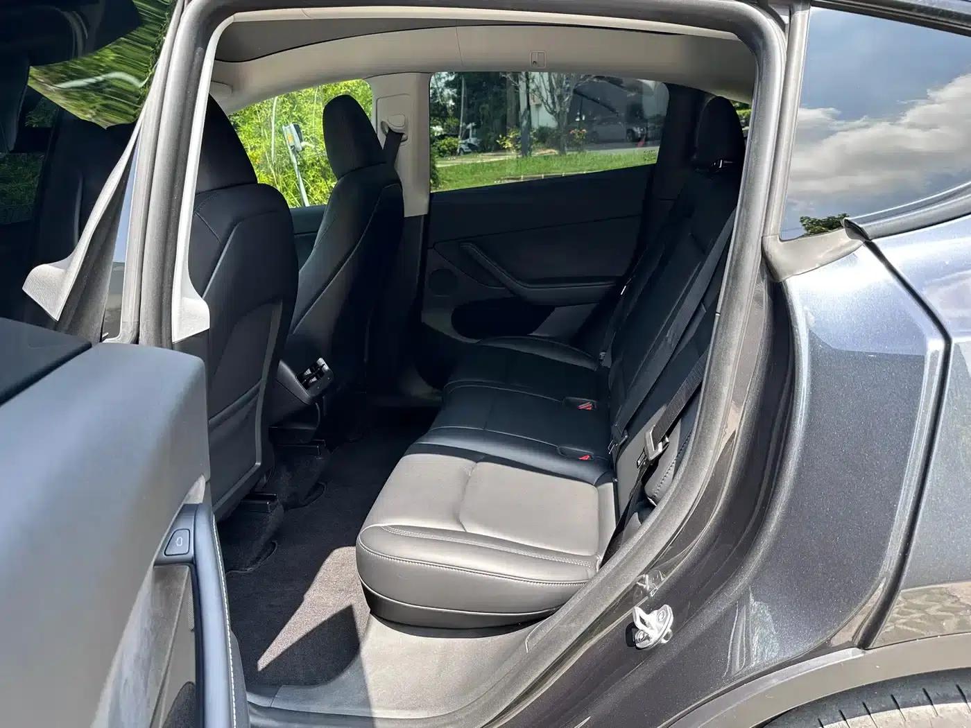 Model Y 2024 Rear-Wheel Drive — миниатюра 15