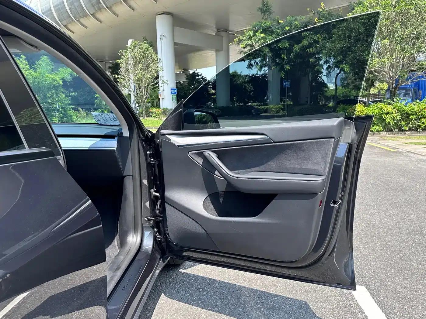 Model Y 2024 Rear-Wheel Drive — миниатюра 18