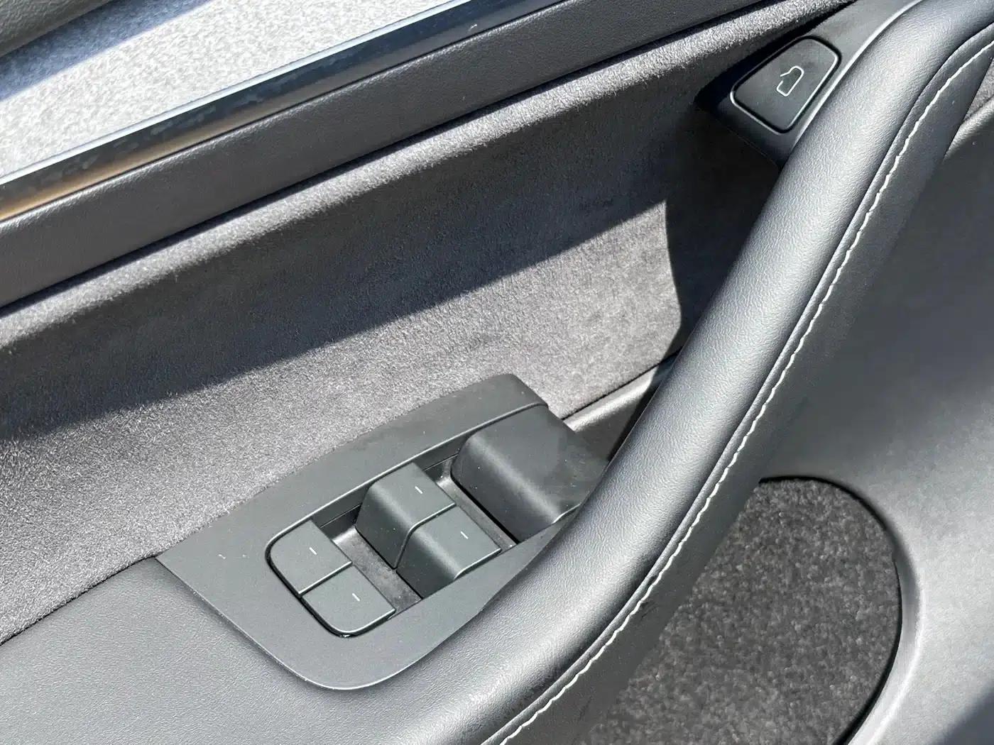 Model Y 2024 Rear-Wheel Drive — миниатюра 22