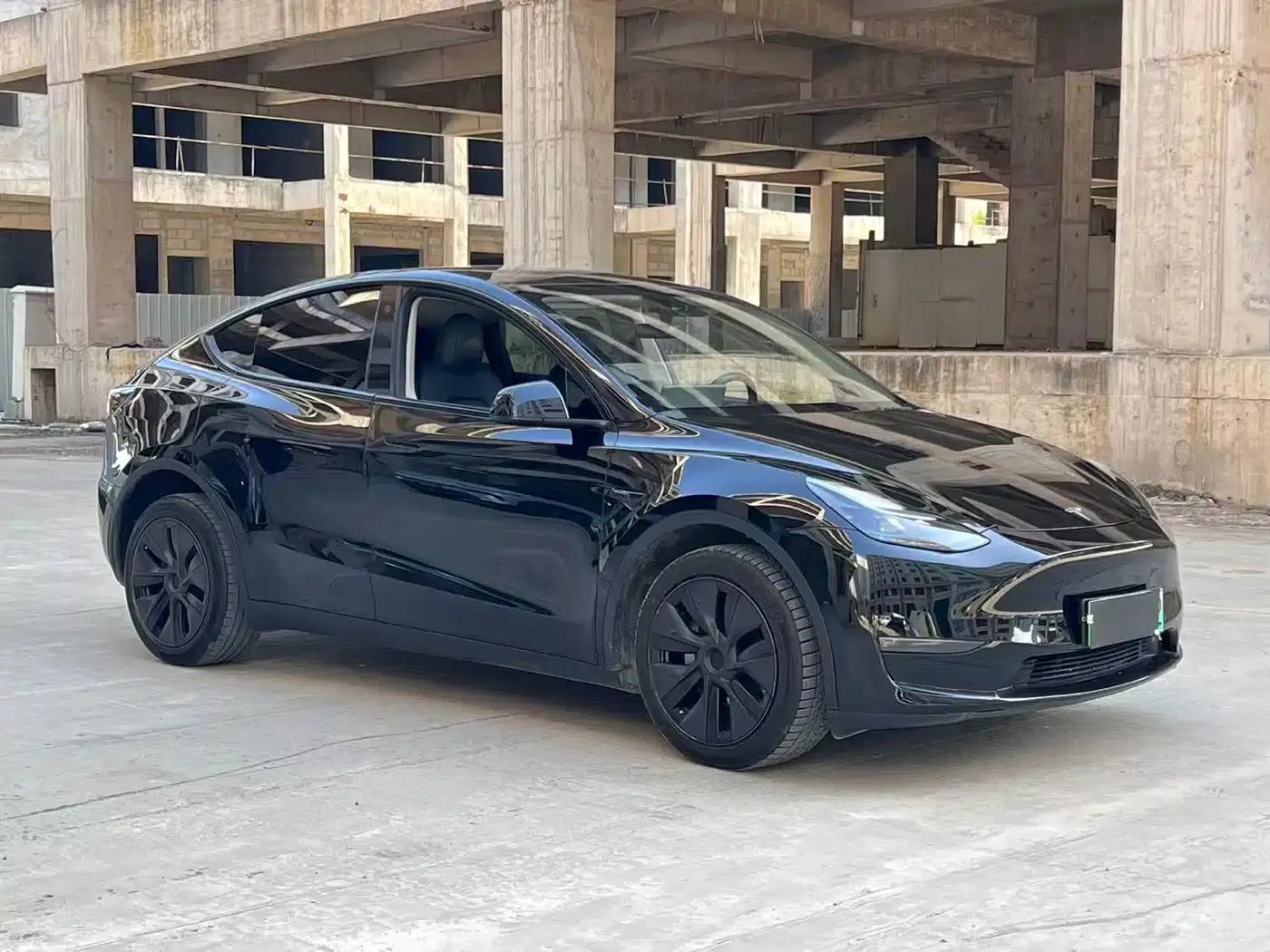 Model Y 2024 Long Range All-Wheel Drive — миниатюра 3