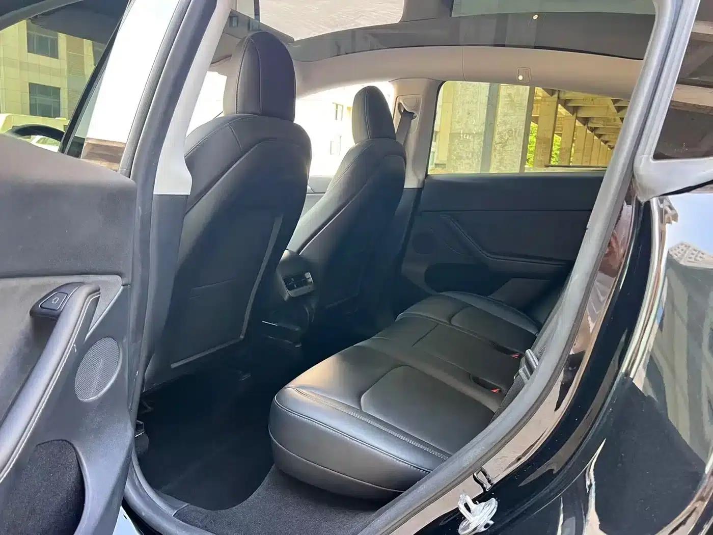 Model Y 2024 Long Range All-Wheel Drive — миниатюра 5