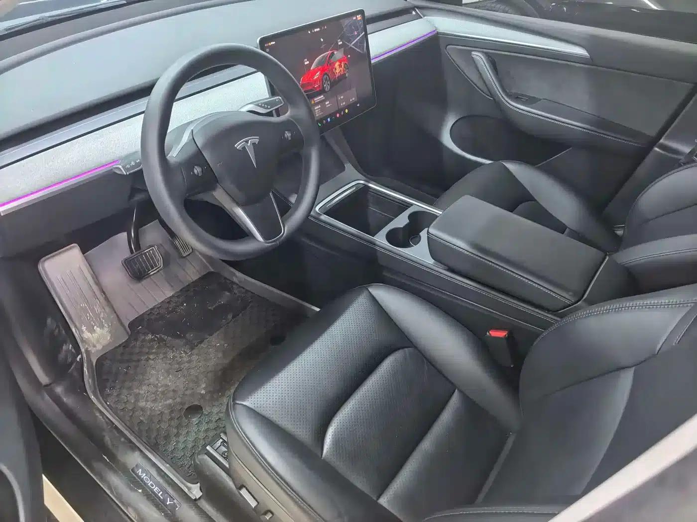 Model Y 2024 Rear-Wheel Drive — миниатюра 3