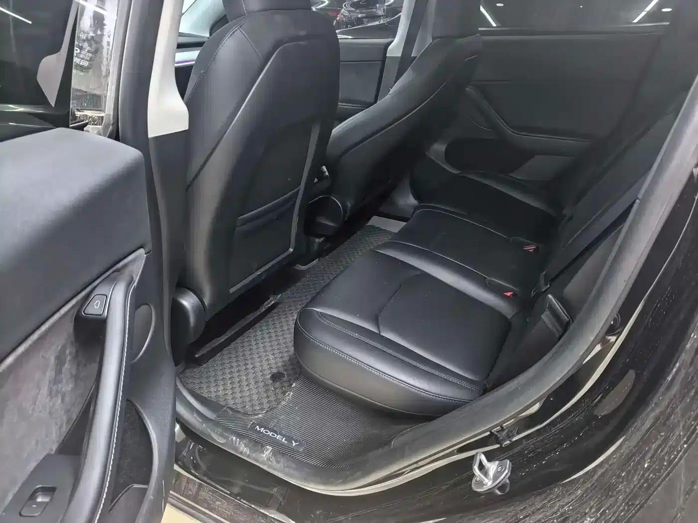 Model Y 2024 Rear-Wheel Drive — миниатюра 5