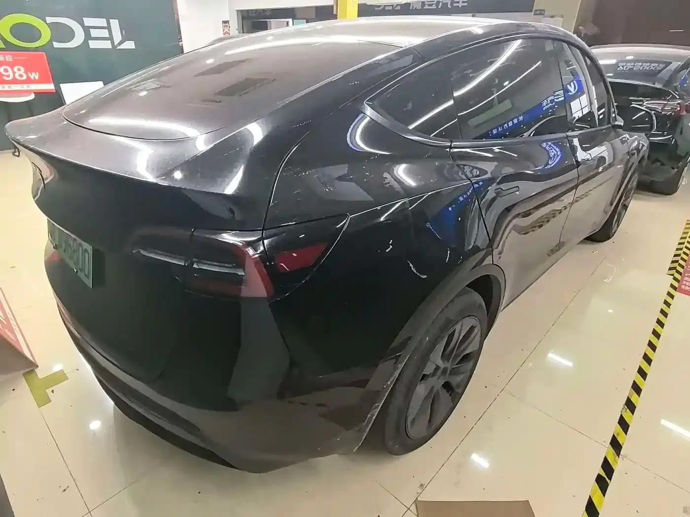 Model Y 2024 Rear-Wheel Drive — миниатюра 10