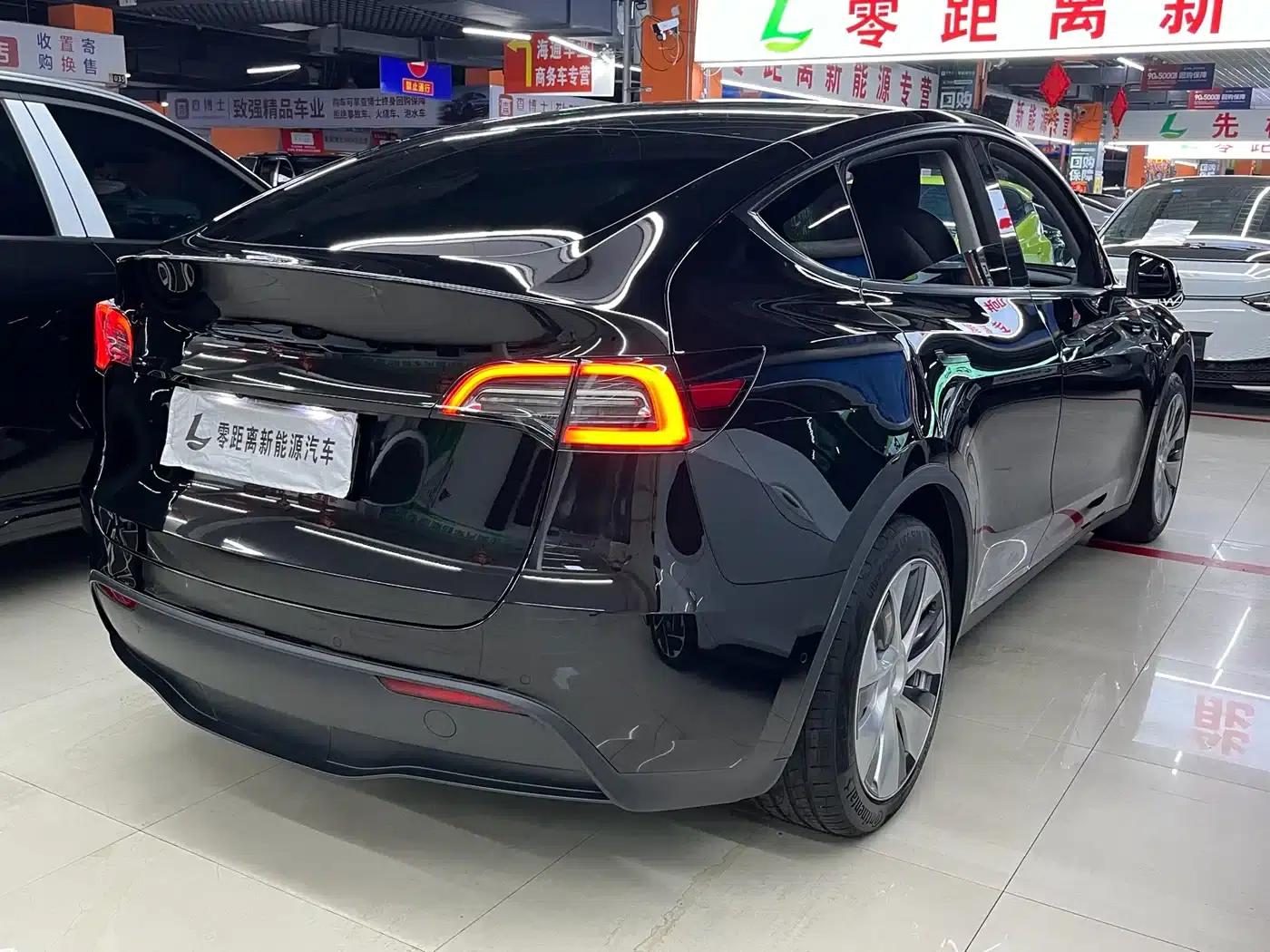 Model Y 2022 Facelift Rear-Wheel Drive Version — миниатюра 6