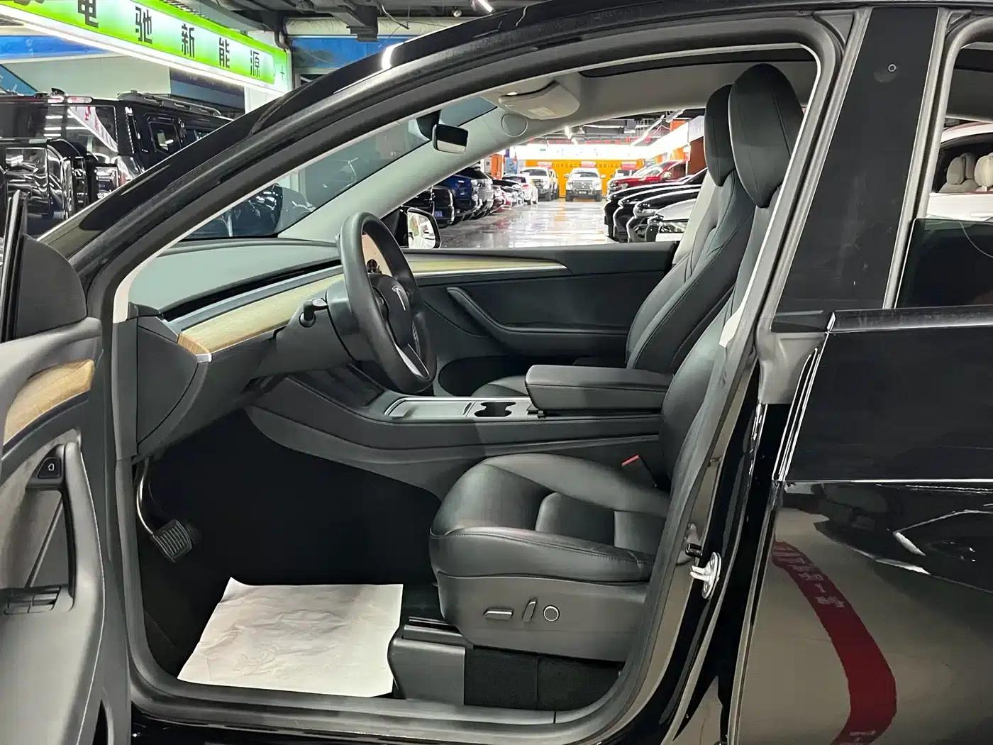 Model Y 2022 Facelift Rear-Wheel Drive Version — миниатюра 7