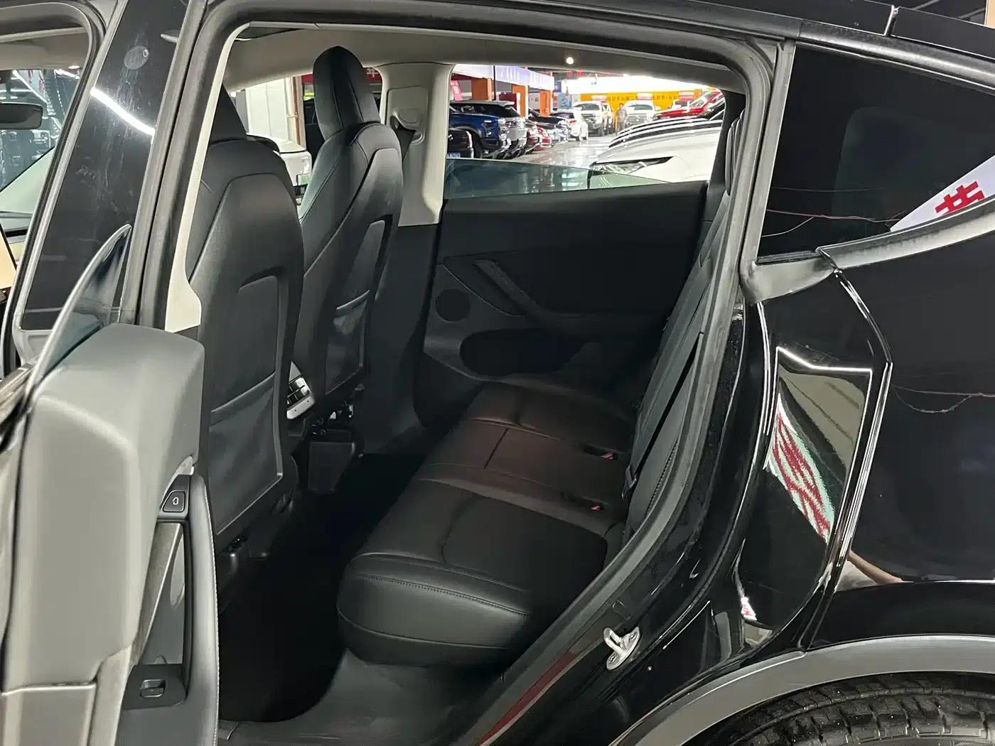 Model Y 2022 Facelift Rear-Wheel Drive Version — миниатюра 8