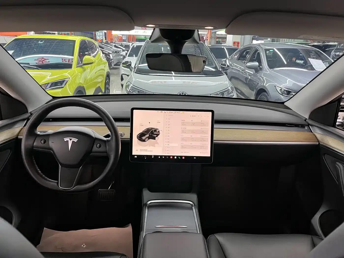Model Y 2022 Facelift Rear-Wheel Drive Version — миниатюра 9