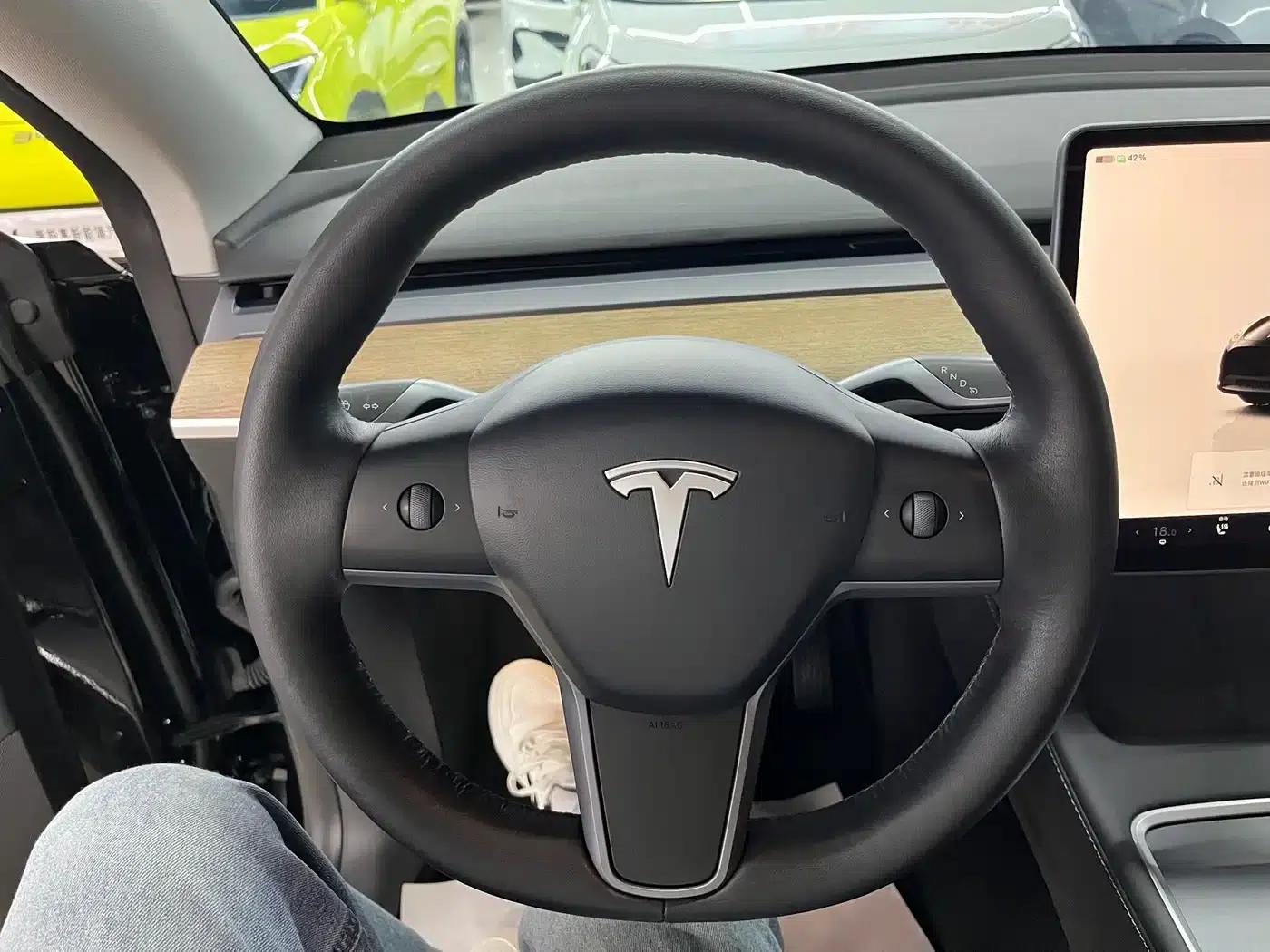 Model Y 2022 Facelift Rear-Wheel Drive Version — миниатюра 10