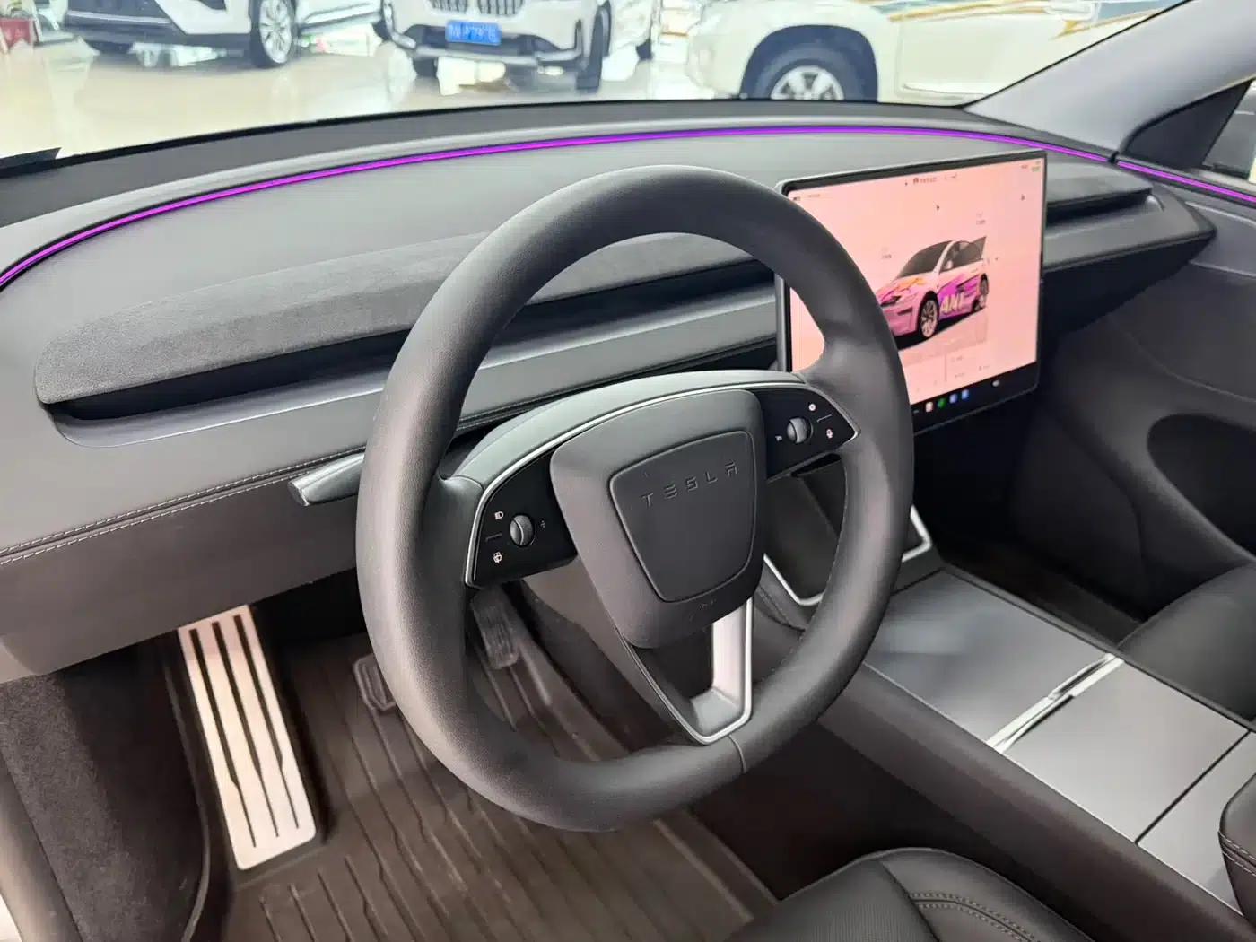 Model Y 2025 Long Range All-Wheel Drive — миниатюра 6
