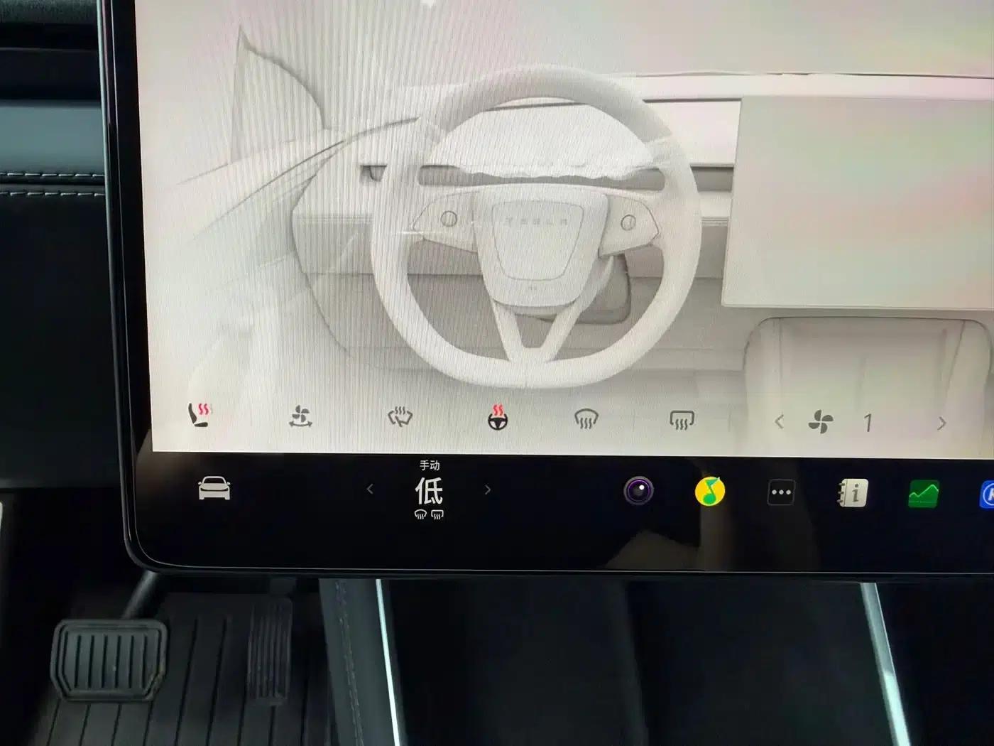 Model Y 2025 Long Range All-Wheel Drive — миниатюра 10