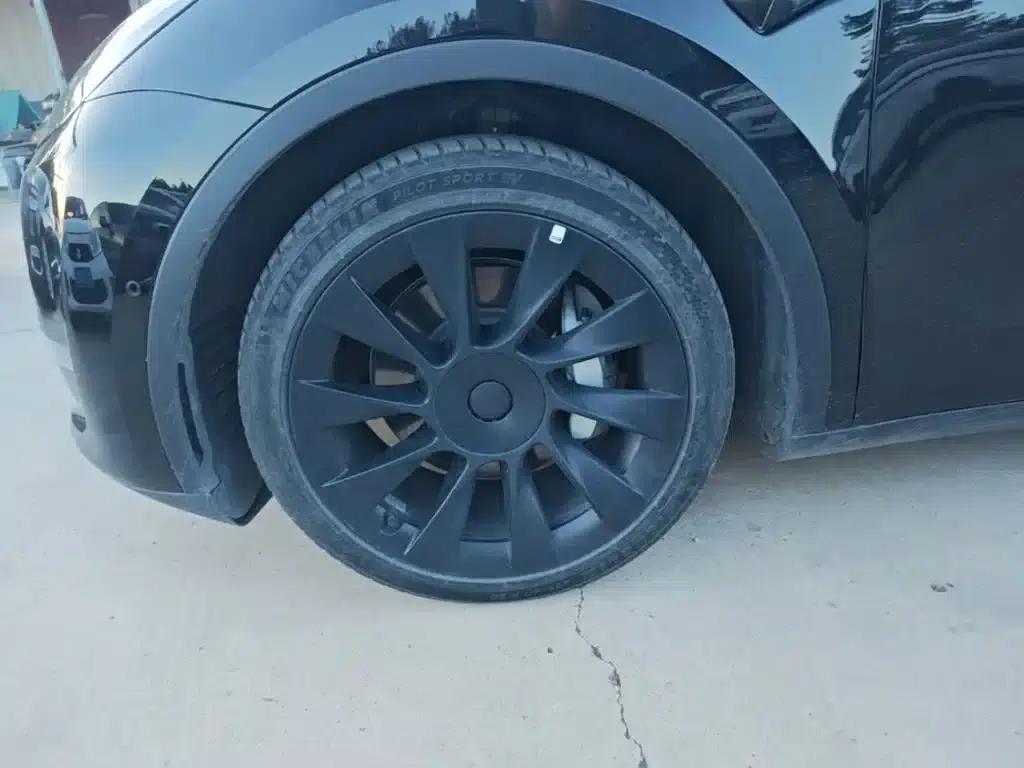 Model Y 2022 Facelift Long Range All-Wheel Drive Version — миниатюра 23