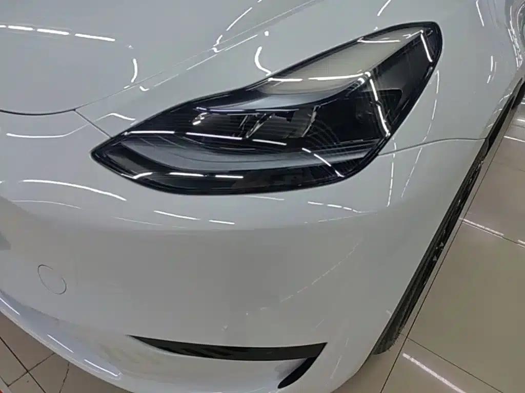 Model Y 2024 Rear-Wheel Drive — миниатюра 24