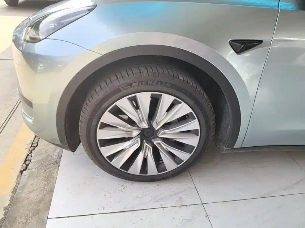 Model Y 2024 Rear-Wheel Drive — миниатюра 23