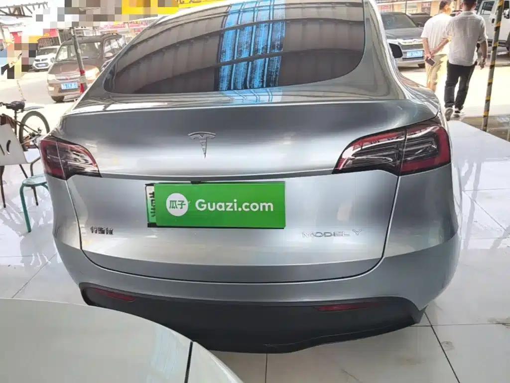 Model Y 2024 Rear-Wheel Drive — миниатюра 6