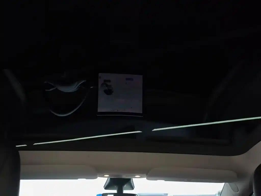 Model Y 2021 Long Range All-Wheel Drive — миниатюра 18
