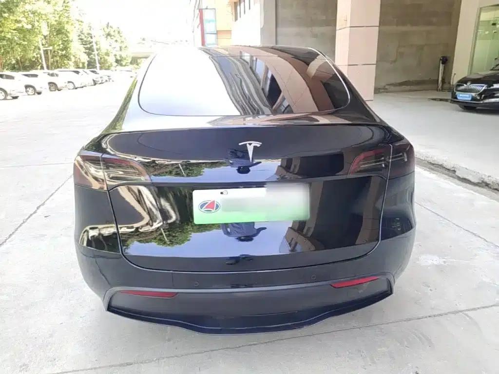 Model Y 2022 Facelift Rear-Wheel Drive Version — миниатюра 6