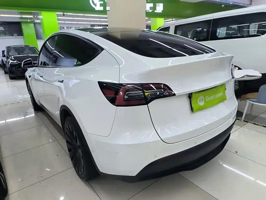 Model Y 2022 Facelift Rear-Wheel Drive Version — миниатюра 5