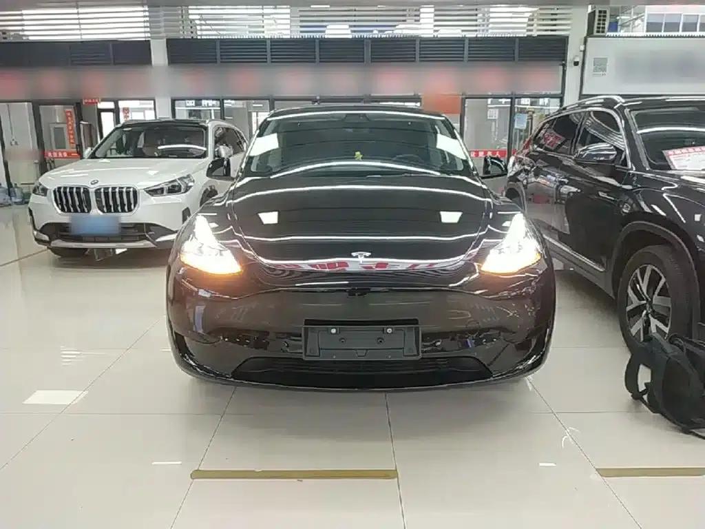Model Y 2023 Rear-Wheel Drive — миниатюра 3
