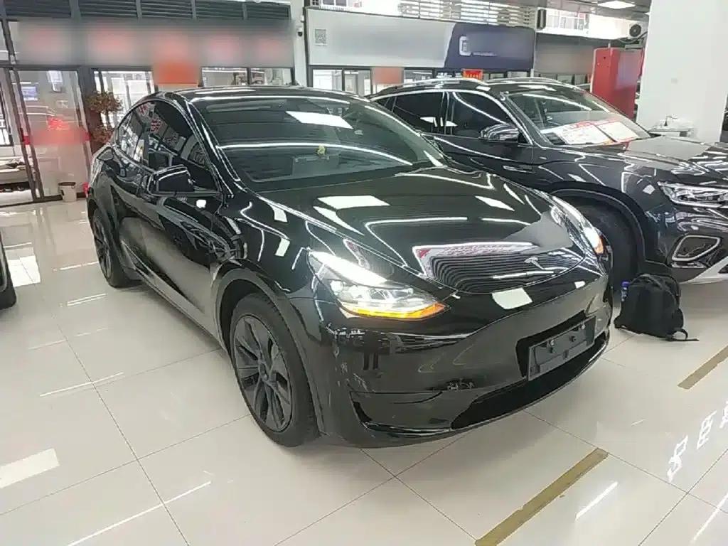 Model Y 2023 Rear-Wheel Drive — миниатюра 4