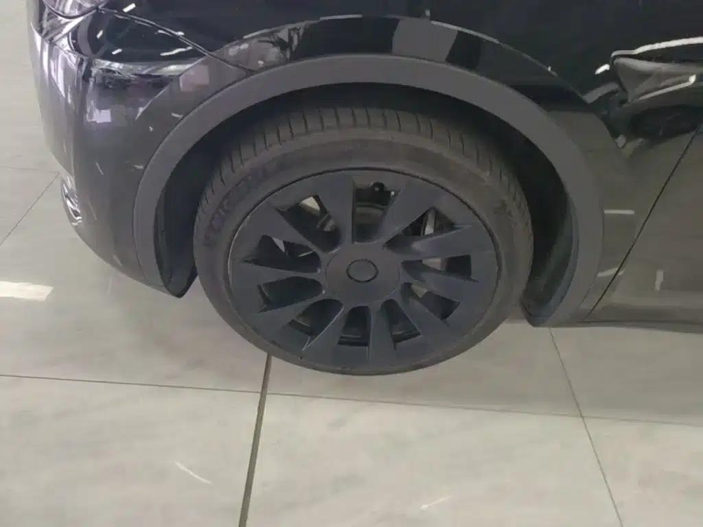 Model Y 2022 Facelift Long Range All-Wheel Drive Version — миниатюра 23
